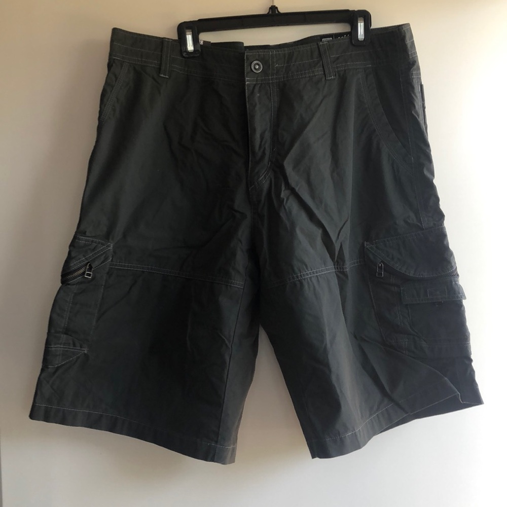 Kuhl NWT size 38 Men's Ambush Cargo